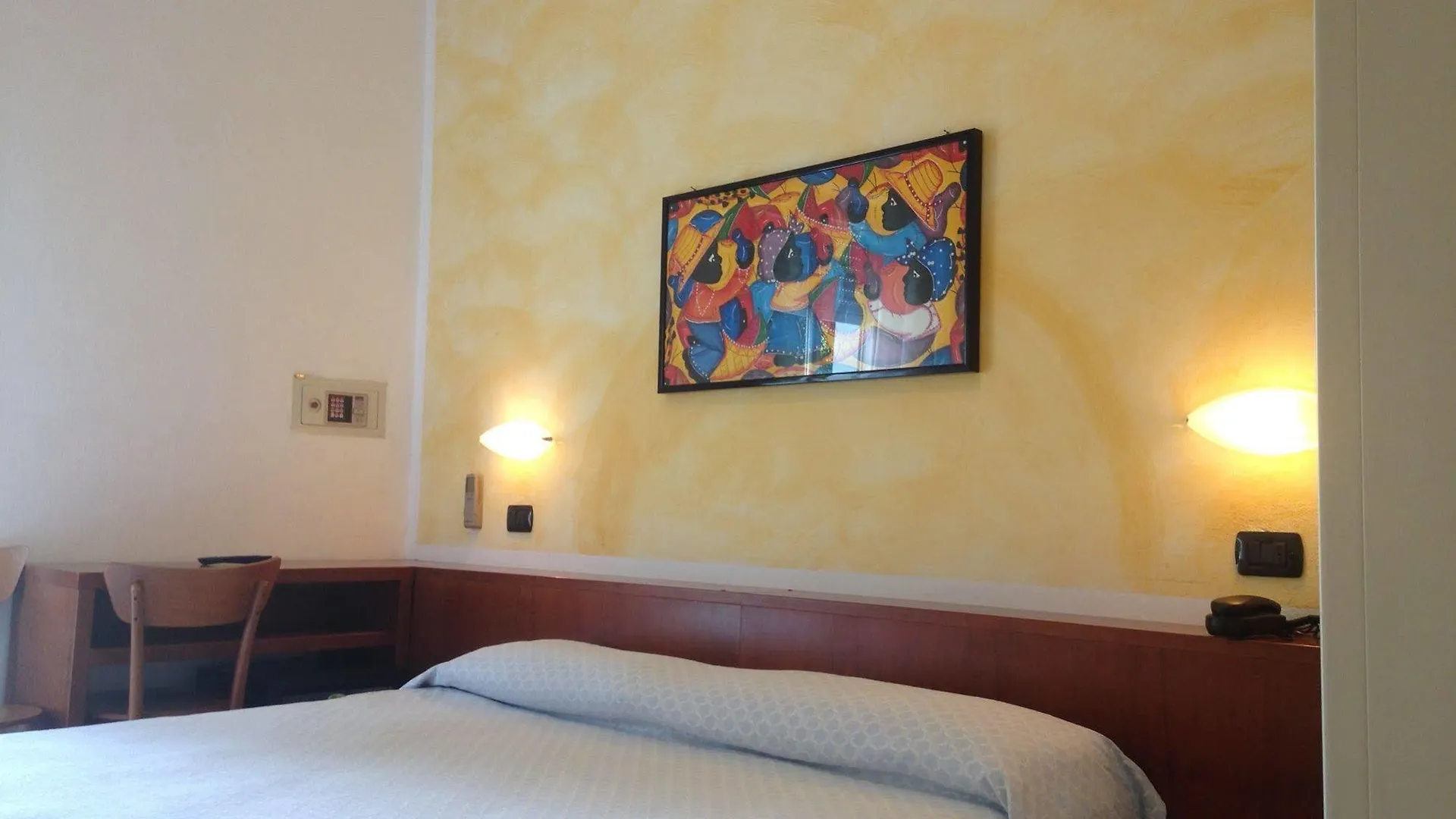 Hotel Villa Fiorita 3*, Milano Marittima Italy